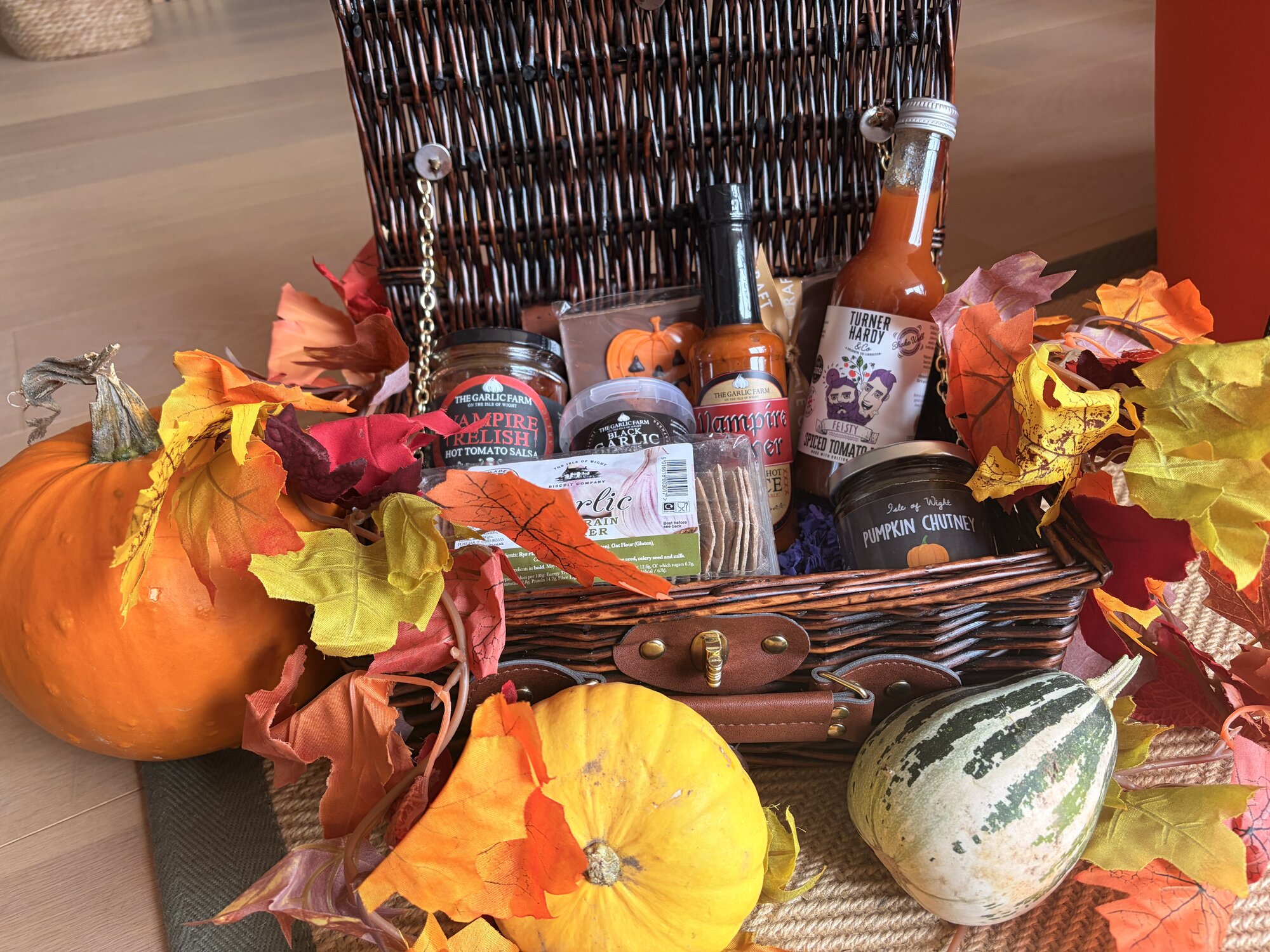 The Hallow — Small hamper